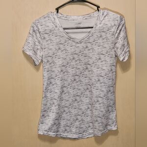V-Neck Shirt - White & Black - Women's Extra Small